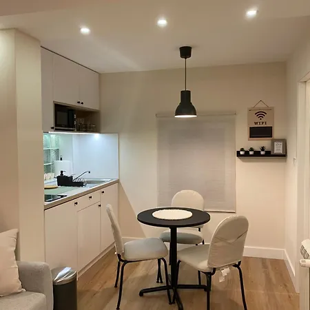 Vukajlo Petit Appartamento Belgrado